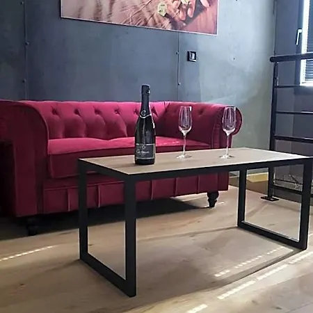 Foxyroom Hotel